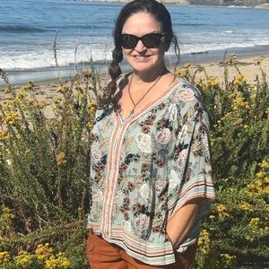 Meet your Posher, Sharon